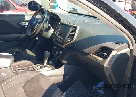 2015 Jeep Cherokee Latitude из США, поврежденный, VIN 1C4PJMCS7FW558546